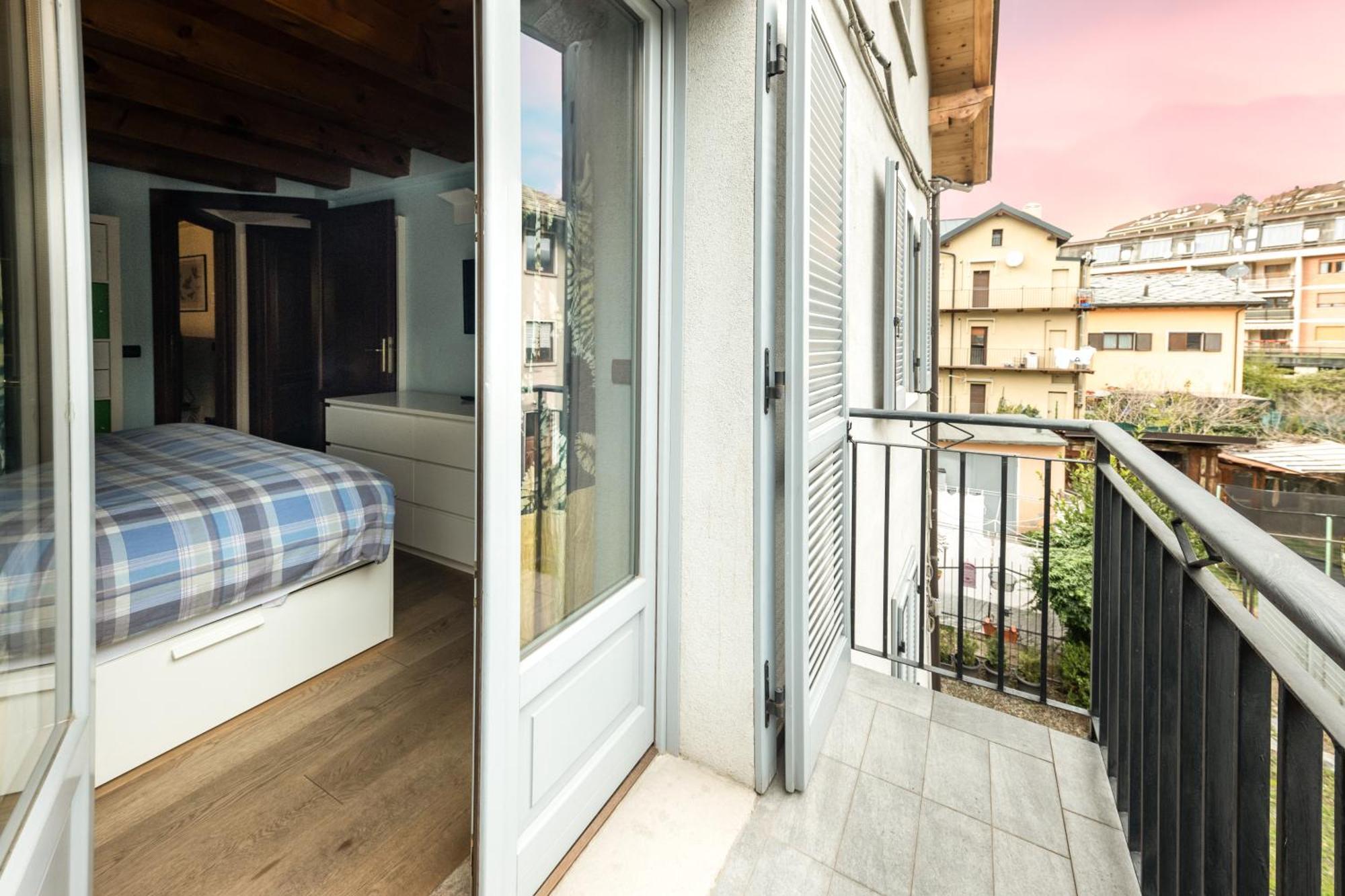 Alpine Apartment อาออสตา ภายนอก รูปภาพ